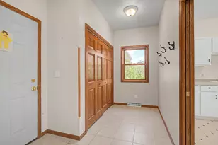 W7885 Country Ave, Holland, WI 54636 - Photo 15