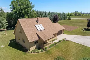 3418 W Twin Ln, Kossuth, WI 54241 - Photo 23