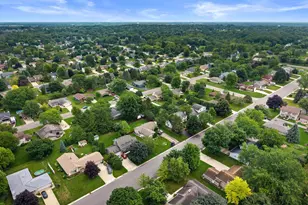 W164N10543 Timberline Ct, Germantown, WI 53022 - Photo 41