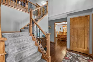 W144N4871 Stone Dr, Menomonee Falls, WI 53051 - Photo 9