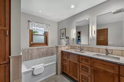 W144N4871  Stone Dr, Menomonee Falls, WI 53051 - Photo 31