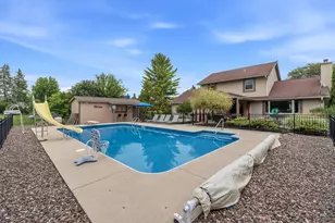 W144N4871 Stone Dr, Menomonee Falls, WI 53051 - Photo 57