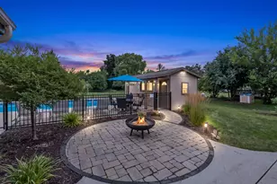 W144N4871 Stone Dr, Menomonee Falls, WI 53051 - Photo 67