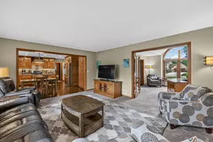 W144N4871 Stone Dr, Menomonee Falls, WI 53051 - Photo 27