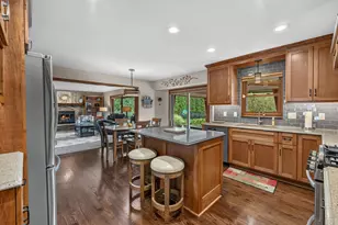 W144N4871 Stone Dr, Menomonee Falls, WI 53051 - Photo 19