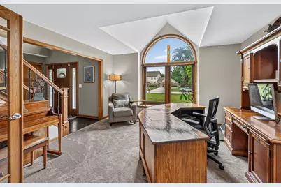 W144N4871  Stone Dr, Menomonee Falls, WI 53051 - Photo 11