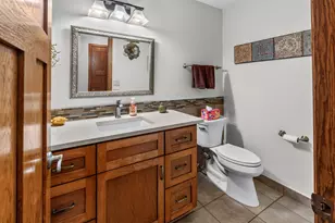 W144N4871 Stone Dr, Menomonee Falls, WI 53051 - Photo 35