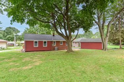 3675 S Taylor Ct, Milwaukee, WI 53207 - Photo 35
