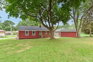 3675 S Taylor Ct, Milwaukee, WI 53207 - Photo 35
