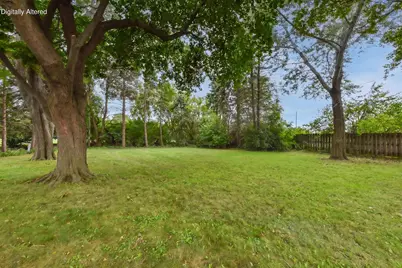 3675 S Taylor Ct, Milwaukee, WI 53207 - Photo 39