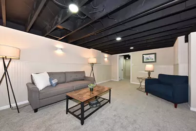 3675 S Taylor Ct, Milwaukee, WI 53207 - Photo 33