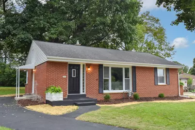 3675 S Taylor Ct, Milwaukee, WI 53207 - Photo 3