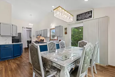 4102 W Minnesota Ct, Franklin, WI 53132 - Photo 11