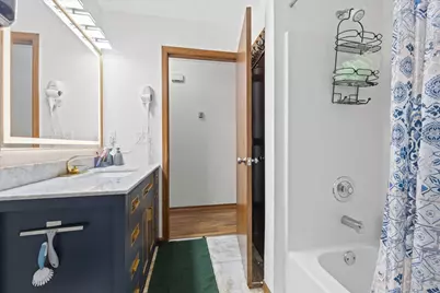 4102 W Minnesota Ct, Franklin, WI 53132 - Photo 25
