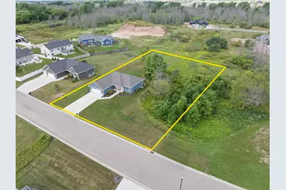 364  Lake Breeze Way, Two Rivers, WI 54241 - Photo 3