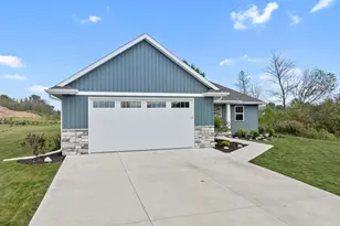 364 Lake Breeze Wy, Two Rivers, WI 54241 - Photo 33