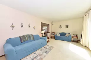 W193S7137 Hillview Dr, Muskego, WI 53150 - Photo 7