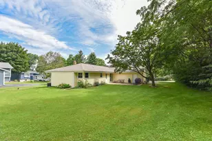 W193S7137 Hillview Dr, Muskego, WI 53150 - Photo 37