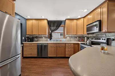 1420  19th St, La Crosse, WI 54601 - Photo 7