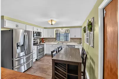 2318  32nd St, Kenosha, WI 53140 - Photo 5