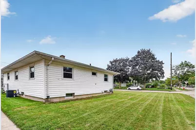 2318  32nd St, Kenosha, WI 53140 - Photo 23
