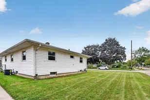 2318 32nd St, Kenosha, WI 53140 - Photo 23