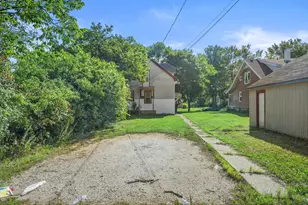 5061 N 32nd St, Milwaukee, WI 53209 - Photo 25