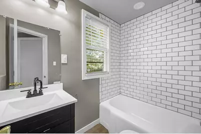 5061 N 32nd St #5061A, Milwaukee, WI 53209 - Photo 3