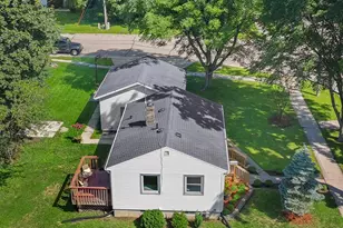426 N Church St, Elkhorn, WI 53121 - Photo 7