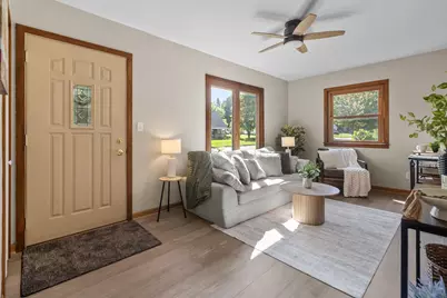 426 N Church St, Elkhorn, WI 53121 - Photo 11
