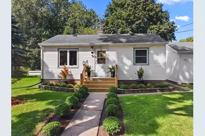 426 N Church St, Elkhorn, WI 53121 - Photo 1
