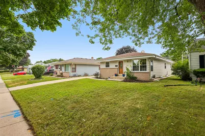 9807 W Morgan Ave, Milwaukee, WI 53228 - Photo 37