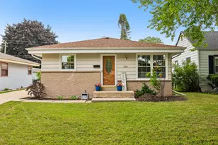 9807 W Morgan Ave, Milwaukee, WI 53228 - Photo 29