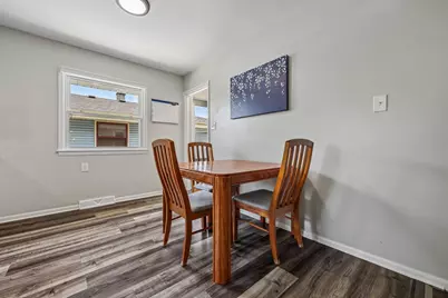 9807 W Morgan Ave, Milwaukee, WI 53228 - Photo 11
