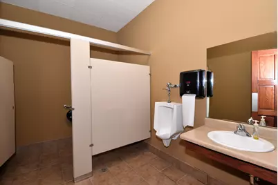 112 E Oak St, Juneau, WI 53039 - Photo 29