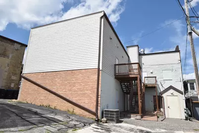 112 E Oak St, Juneau, WI 53039 - Photo 31