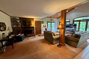 W8638 Shady Oak Ln, Beaver Dam, WI 53916 - Photo 9