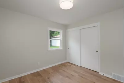 3708  9th Ave, South Milwaukee, WI 53172 - Photo 11