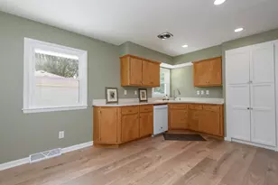 3708 9th Ave, South Milwaukee, WI 53172 - Photo 5