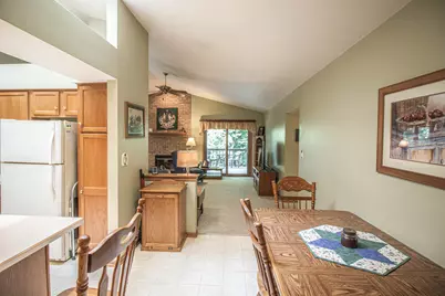 N81W13172  Country Terrace Ln #A, Menomonee Falls, WI 53051 - Photo 31