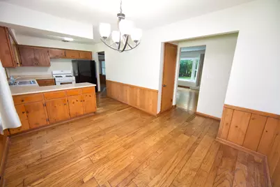 11800  Timberline Ln, Hales Corners, WI 53130 - Photo 13