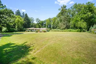 N70W39060 Foster Dr, Lac La Belle, WI 53066 - Photo 17