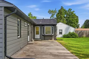 839 Lincoln Dr, West Bend, WI 53095 - Photo 41
