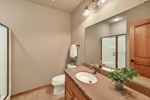 1107 Woodland Hills Dr, Waukesha, WI 53188 - Photo 31