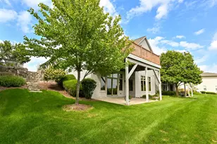 1107 Woodland Hills Dr, Waukesha, WI 53188 - Photo 35