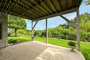 1107 Woodland Hills Dr, Waukesha, WI 53188 - Photo 33