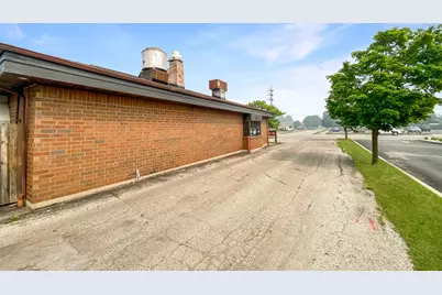 3105  80th St, Kenosha, WI 53142 - Photo 5