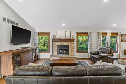 8601  221st Ave, Salem Lakes, WI 53168 - Photo 11