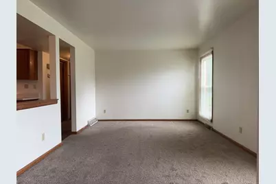 418  Beloit St #9, Walworth, WI 53184 - Photo 3