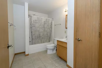 2932 N Dr William Finlayson St, Milwaukee, WI 53212 - Photo 21